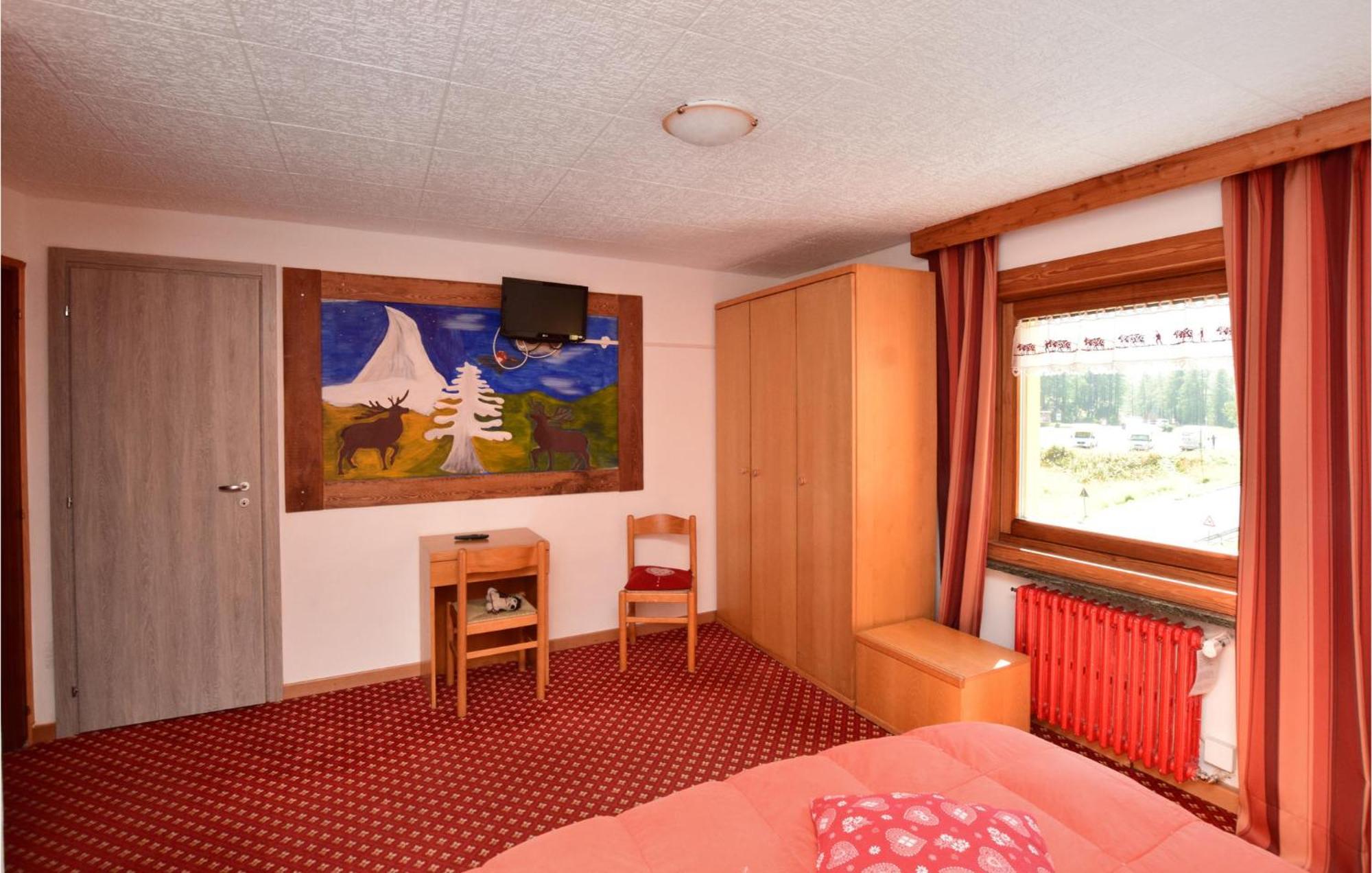Stunning Apartment In Valtournanche With Kitchen Valtournenche Luaran gambar